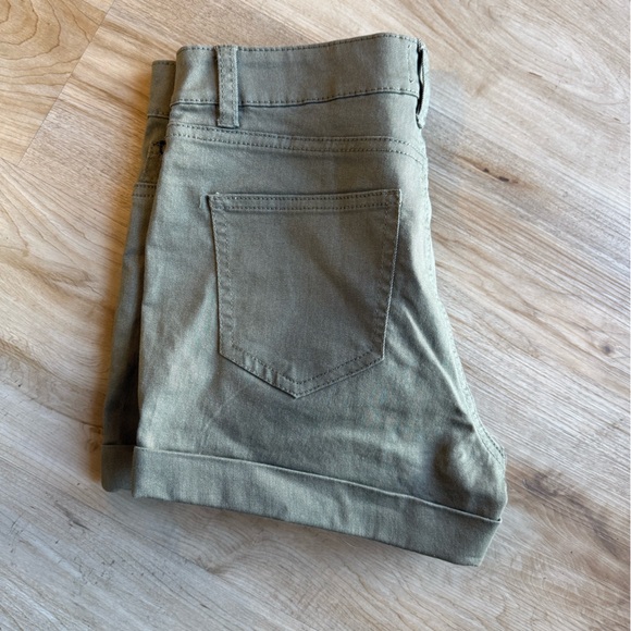 Ardene Olive Green Women Shorts - Picture 5 of 5